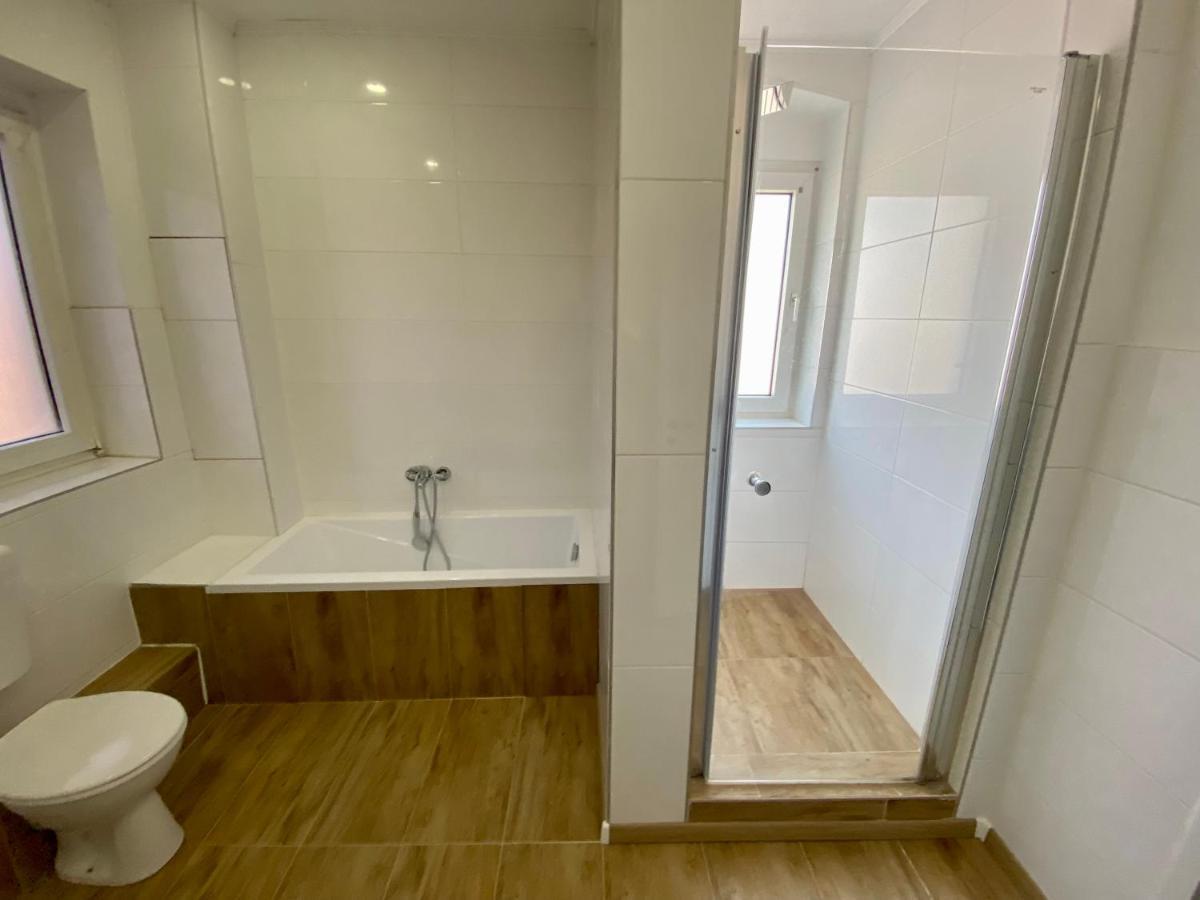 Pension Kaufungen Екстер'єр фото